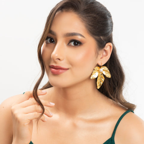 ARETES HIEDRA DORADO