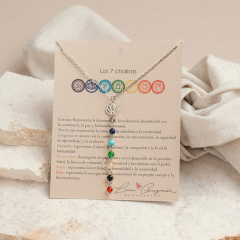 COLLAR 7 CHAKRAS FLOR DE LOTO PLATEADO