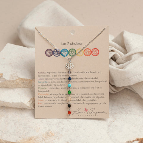 COLLAR 7 CHAKRAS FLOR DE LOTO PLATEADO