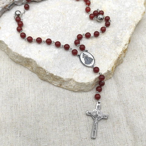 Camándula católica en acero con cornalina | Rosario elegante Colombia